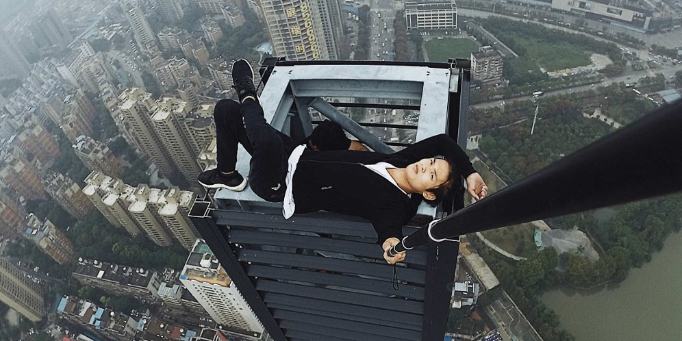 RIP Yong Ning, Daredevil Asal China Penantang Maut Di Ketinggian thumbnail